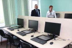 otwarcie pracowni multimedialnej 3