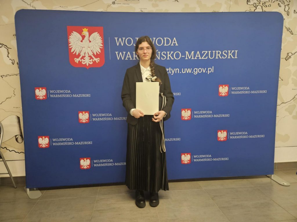 c4efa6ce eccd 4da5 818b e4f0292a6352 2